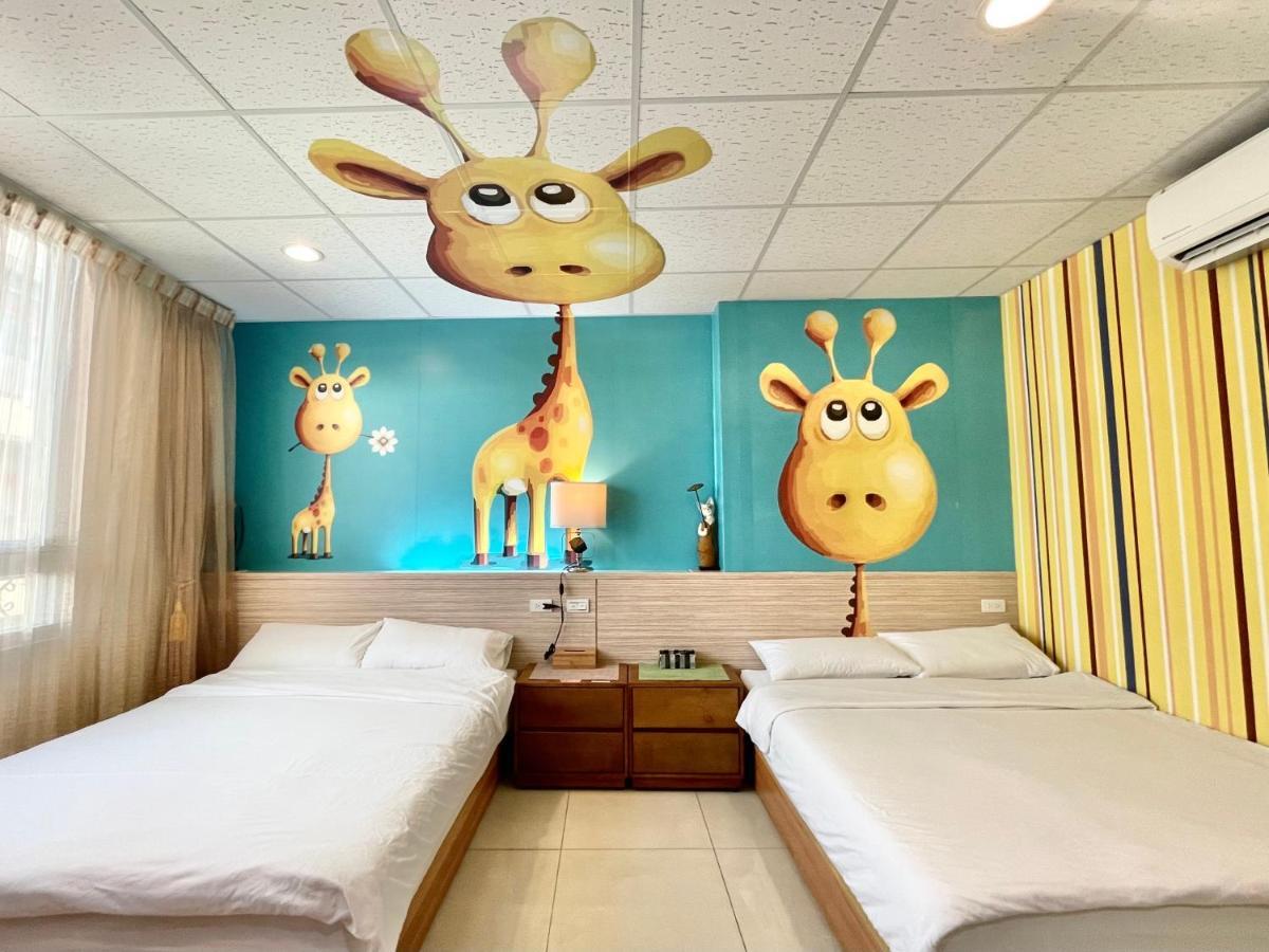 斑比bambi Hotel Tainan Exterior photo